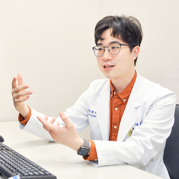 18歲女大生突發劇痛！卵巢扭轉險失生育力 醫籲：卵巢囊腫不是熟齡婦女專屬